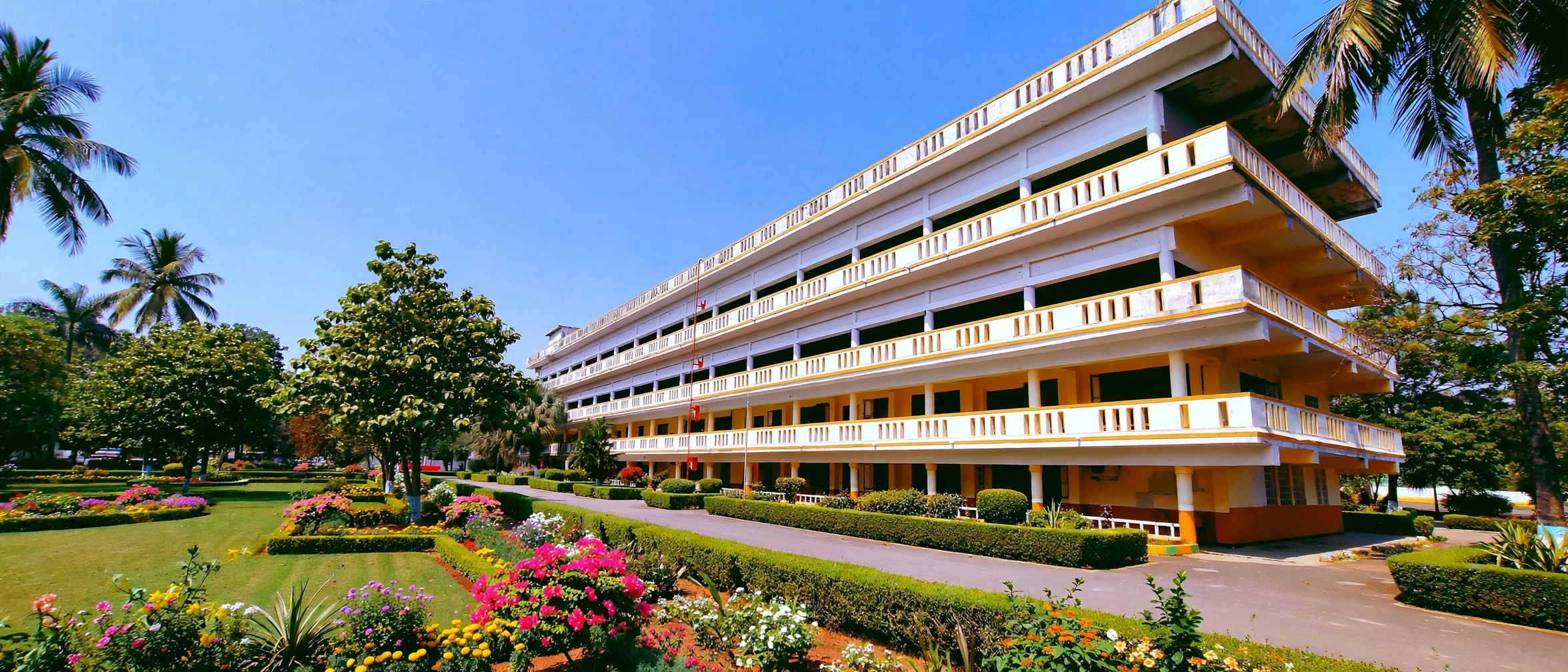 Vel Tech Multi-Tech Dr. Rangarajan Dr. Sakunthala Engineering College Chennai