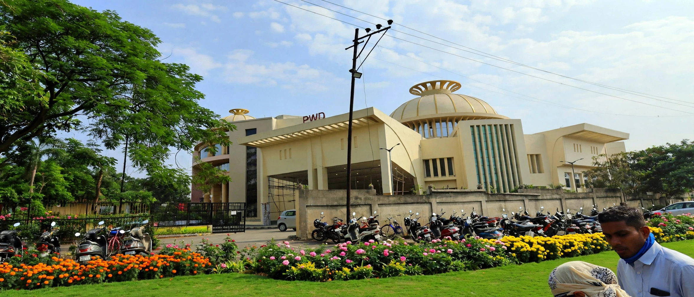 Government Nagarjuna Post Graduate College of Science