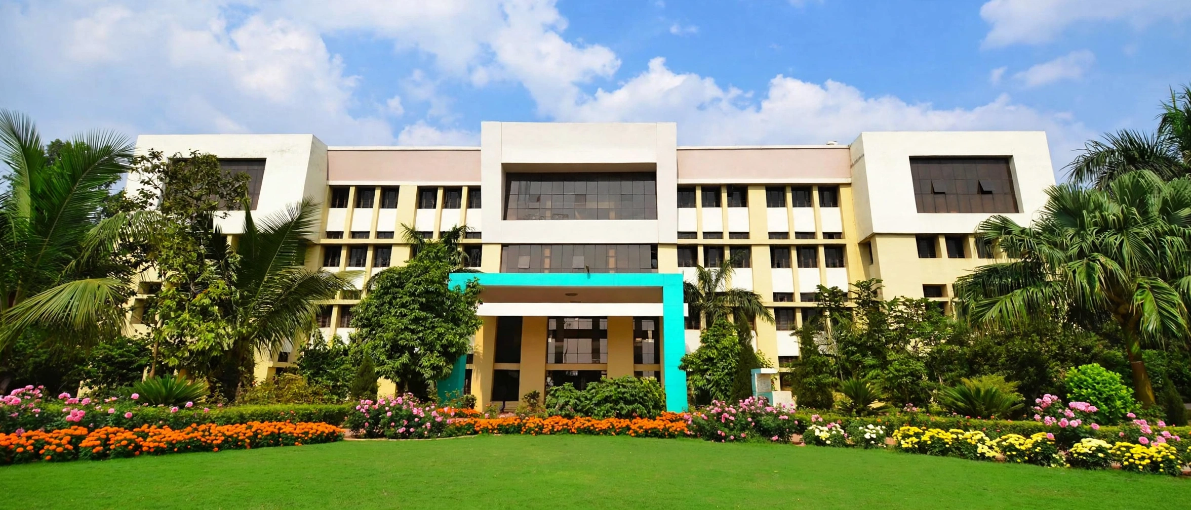 Shri Shankaracharya Institute of Professional Management and Technology